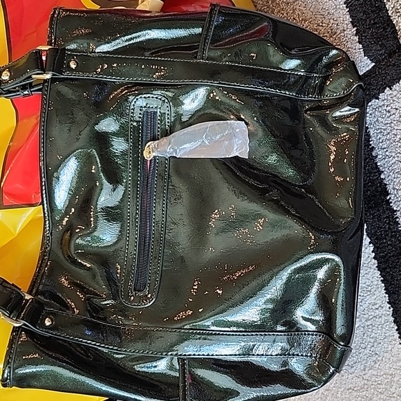 New - Picture 3 of 4